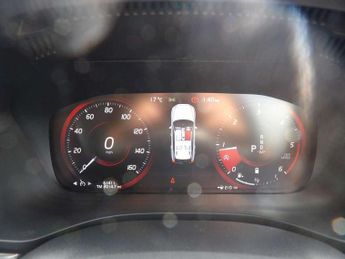 Volvo XC60 2.0 B4D Momentum 5dr AWD Geartronic