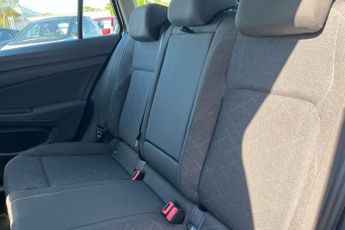 Volkswagen Golf Estate 1.0 eTSI Life 5dr DSG