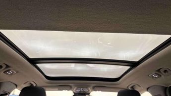 Volvo XC40 2.0 B4P Ultimate Dark 5dr Auto