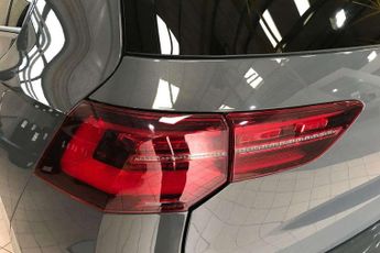 Volkswagen Golf GTE 1.4 TSI GTE 5dr DSG