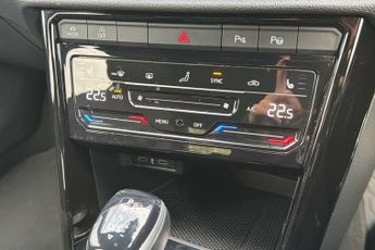 Volkswagen T-Roc 1.5 TSI R-Line 5dr DSG