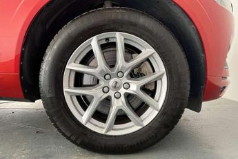 Volvo XC60 2.0 T5 [250] Momentum 5dr AWD Geartronic