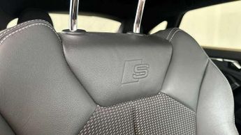 Audi Q3 35 TFSI S Line 5dr S Tronic