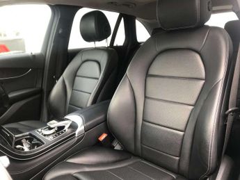 Mercedes-Benz GLC GLC 220d 4Matic Sport Premium 5dr 9G-Tronic