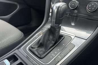 Volkswagen Golf 1.5 TSI EVO 150 SE [Nav] 5dr DSG