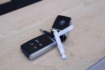 Land Rover Defender 3.0 D250 Hard Top Auto