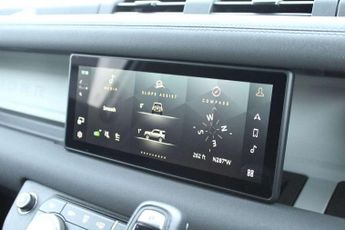 Land Rover Defender 3.0 D250 Hard Top Auto