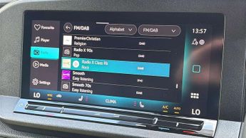 Volkswagen Caddy 2.0 TDI 122PS Commerce Pro Van DSG [Tech Pack]