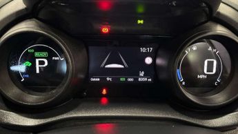 Toyota Yaris 1.5 Hybrid Design 5dr CVT
