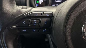 Toyota Yaris 1.5 Hybrid Design 5dr CVT