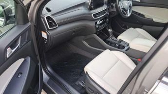 Hyundai Tucson 2.0 CRDi 48V MHD Premium SE 5dr 4WD DCT