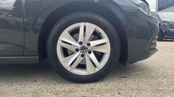 Volkswagen Golf 1.5 eTSI 150 Life 5dr DSG