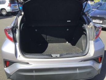 Toyota C-HR 1.8 Hybrid Dynamic 5dr CVT