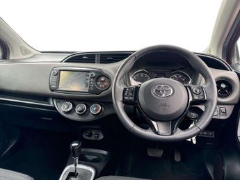 Toyota Yaris 1.5 VVT-i Icon Tech 5dr CVT