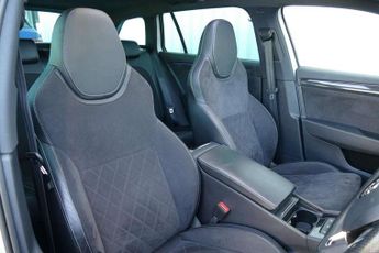 Skoda Superb 2.0 TDI CR 190 Sport Line 5dr DSG [7 Speed]