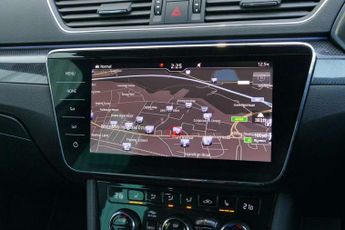 Skoda Superb 2.0 TDI CR 190 Sport Line 5dr DSG [7 Speed]
