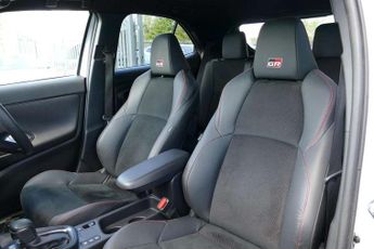 Toyota Yaris Cross 1.5 Hybrid GR Sport 5dr CVT