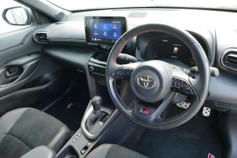 Toyota Yaris Cross 1.5 Hybrid GR Sport 5dr CVT