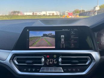 BMW 3 Series 320d MHT M Sport 4dr Step Auto