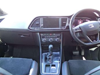 SEAT Leon 1.5 TSI EVO 150 FR Black Edition [EZ] 5dr DSG