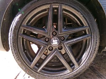 SEAT Leon 1.5 TSI EVO 150 FR Black Edition [EZ] 5dr DSG