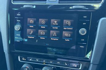 Volkswagen Golf GTE 1.4 TSI GTE Advance 5dr DSG