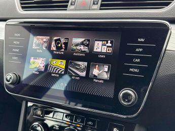 Skoda Superb Estate 2.0 TDI CR SE 5dr DSG