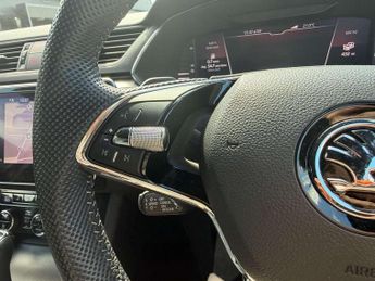 Skoda Superb 1.4 TSI iV Sport Line Plus DSG 5dr