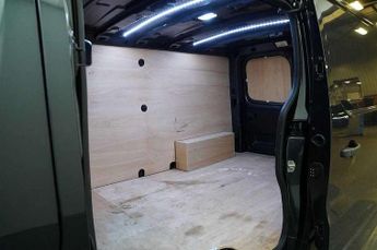 Nissan Primastar 2.0 dCi 150ps H1 Tekna Van Auto