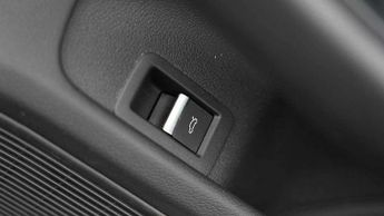 Audi A4 Avant 40 TFSI 204 S Line 5dr S Tronic