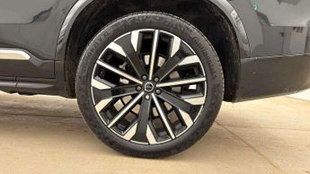 Volvo XC90 2.0 B5P Core Bright 5dr AWD Geartronic