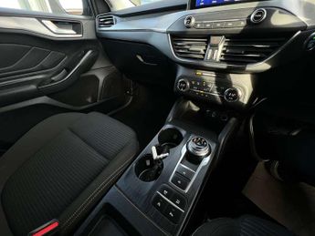 Ford Focus 1.0 EcoBoost 125 Titanium 5dr Auto