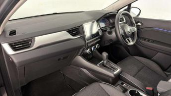 Renault Captur 1.6 E-Tech full hybrid 145 Techno 5dr Auto