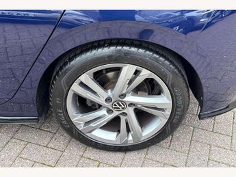 Volkswagen Golf 2.0 TDI 150 R-Line 5dr DSG
