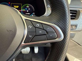 Renault Arkana 1.6 E-Tech FHEV 145 Esprit Alpine 5dr Auto