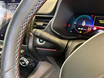 Renault Arkana 1.6 E-Tech FHEV 145 Esprit Alpine 5dr Auto