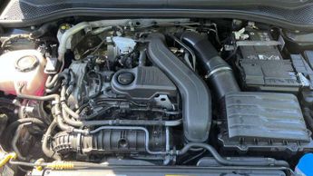 Cupra Leon 1.5 eTSI 150 V2 5dr DSG
