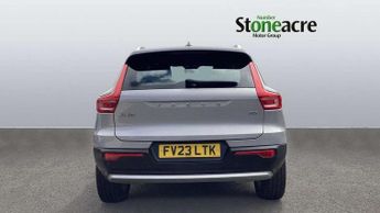 Volvo XC40 2.0 B3P Core 5dr Auto