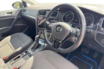 Volkswagen e-Golf 99kW e-Golf 35kWh 5dr Auto