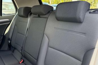 Volkswagen e-Golf 99kW e-Golf 35kWh 5dr Auto