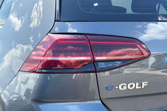 Volkswagen e-Golf 99kW e-Golf 35kWh 5dr Auto