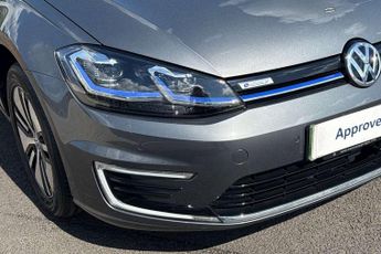 Volkswagen e-Golf 99kW e-Golf 35kWh 5dr Auto