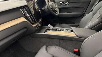 Volvo XC60 2.0 B5P Plus Dark 5dr AWD Geartronic
