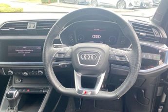 Audi Q3 35 TFSI Black Edition 5dr S Tronic [20" Alloy]