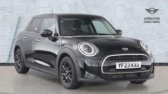 MINI Hatchback 1.5 Cooper Classic 5dr Auto [Comfort/Nav Pack]