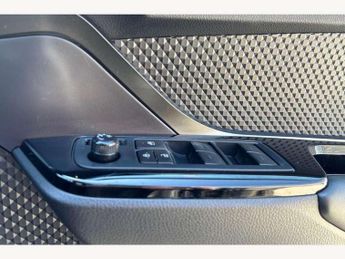 Toyota C-HR 1.8 Hybrid Design 5dr CVT