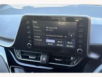 Toyota C-HR 1.8 Hybrid Icon 5dr CVT