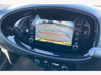 Toyota Aygo X 1.0 VVT-i Edge 5dr Auto