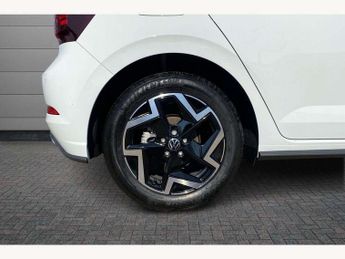 Volkswagen Polo 1.0 TSI 115 R-Line 5dr DSG