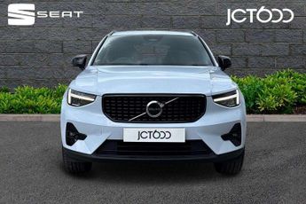 Volvo XC40 2.0 B3P Plus Dark 5dr Auto